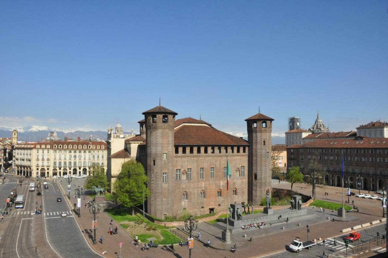 Mansarda In Piazza Castello Apartamento Turim Exterior foto